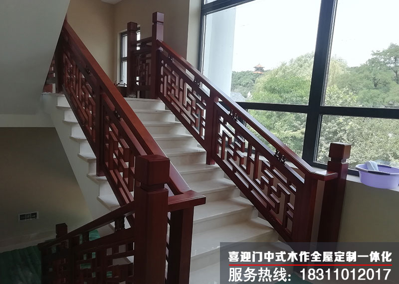 中式高端私人会所楼梯安装效果